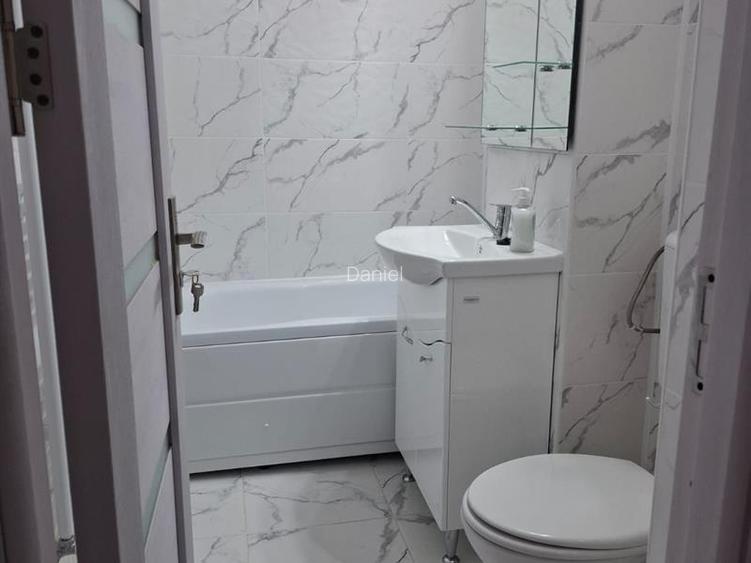 Proprietar vând apartament 3 camere decomandat - 5