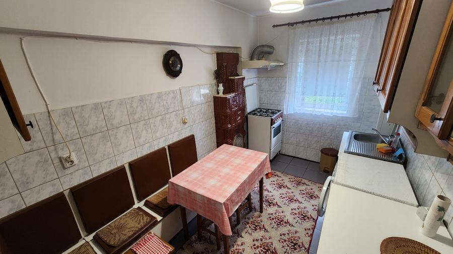 Apartament 3 camere + Garaj 25 mp