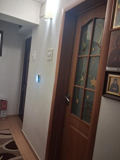 Vand apartament -M8olid