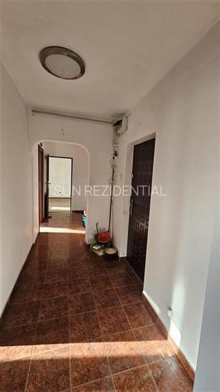 Berceni-Piata Sudului,apartament 4 camere,bloc reabilitat