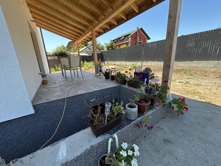 CASA CU 4 CAMERE + BECI SPATIOS , CAPAT CUG , TVA INCLUS IN PRET !!!