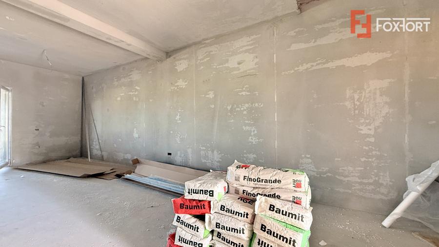 Duplex de vanzare 3 camere + pod mansardabil - Mosnita Veche