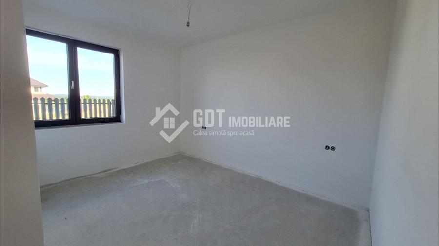 Casă individuală P+M de vânzare în Cisnădie, Șoseaua Sibiului – 299.000 €