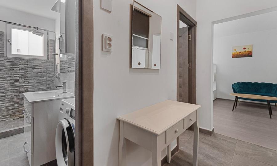 Garsoniera Tineretului Renovata Recent Boiler AC Metrou 8 Minute