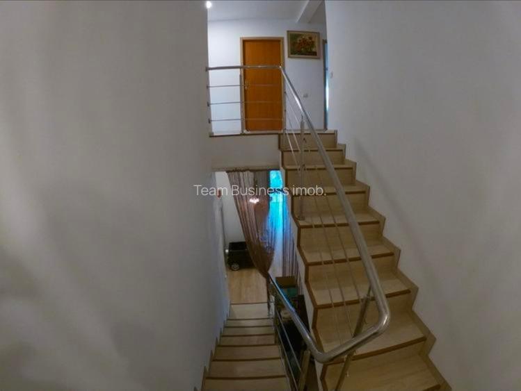 Casa P+1 Pantelimon 5 camere 150mp utili 300mp curte Str Sfantu Gheorghe VIDEO - 4