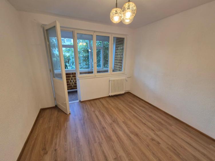 Colentina vanzare ap 3 camere Sectia 7 - Ion Berindei
