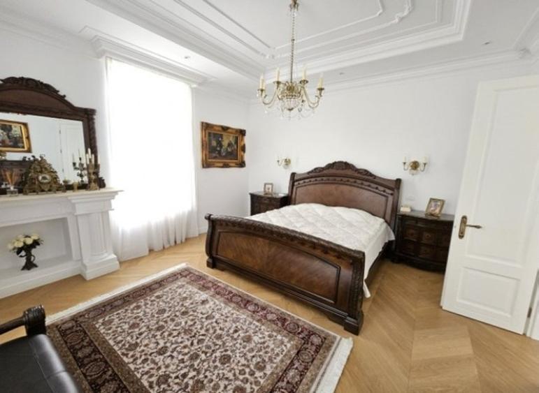 Imobil complet renovat cu 500 mp teren cartierul Evreiesc