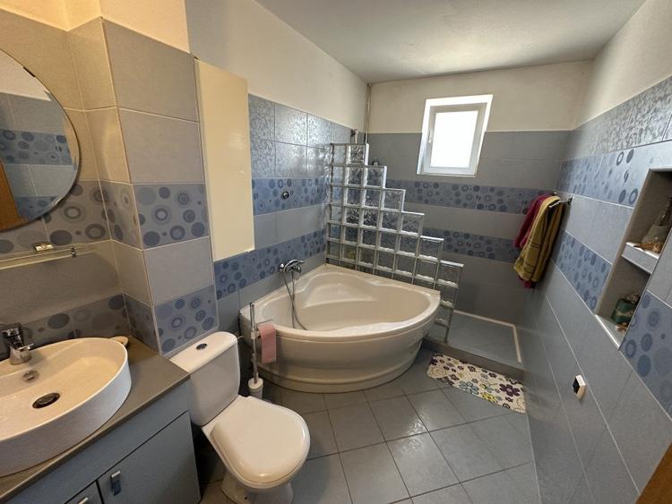 Apartament 3 camere, 2 bai, Sos. Alba Iulia
