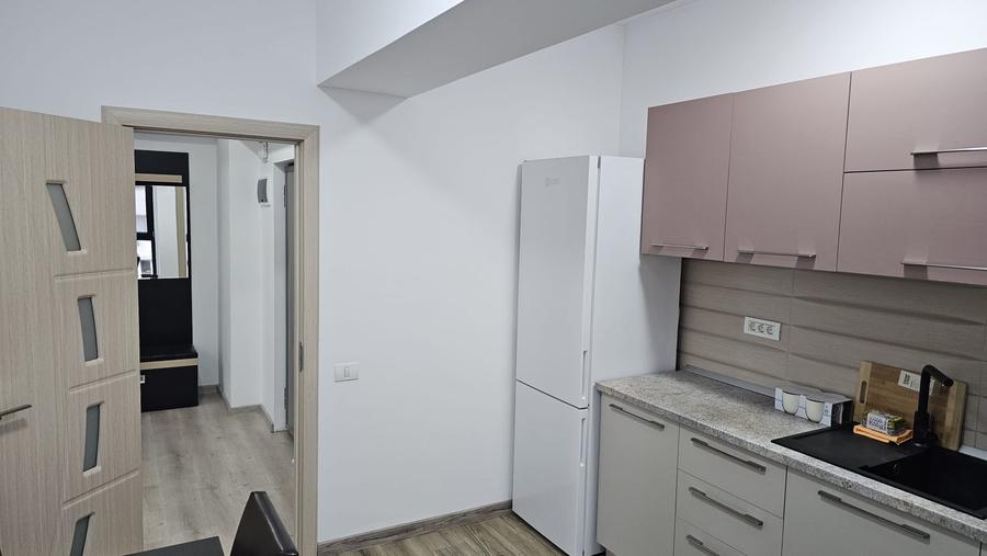 FAR  3CAMERE