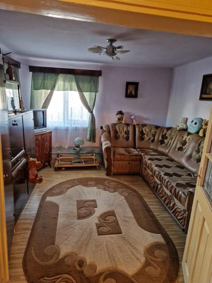 Casă de vânzare, 100 mp utili, zona Drumul Jiului