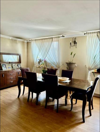 Casa de Lux,teren 7.6 Ari,zona Dedeman