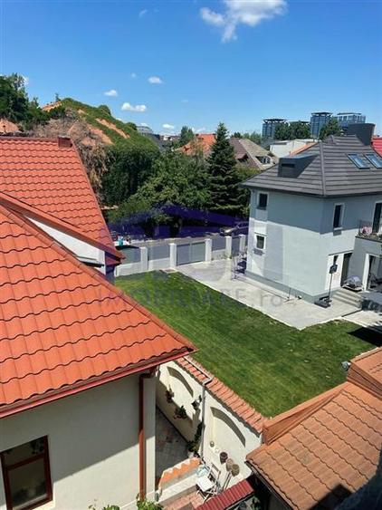 VILA COCHETA CU TERASA SI GARAJ