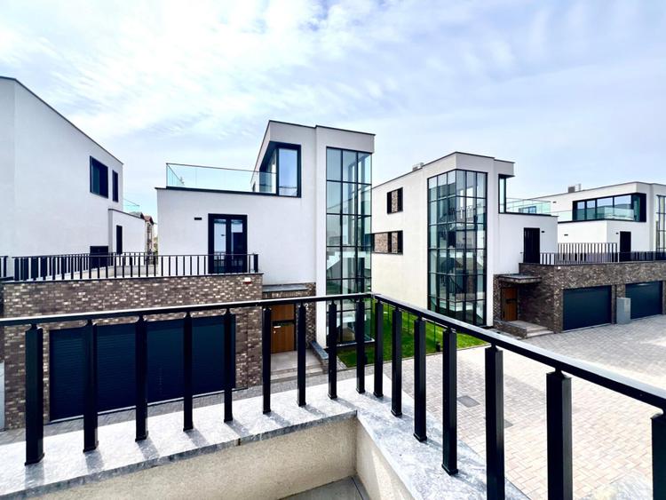 SCOALA AMERICANA | VILA CU 5 CAMERE SI PISCINA | PRIMA INCHIRIERE | GARAJ DUBLU