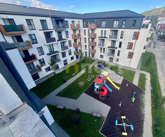 Apartament de vânzare | 76 mp, 3 camere | 2 bai | Eroilor | Florești
