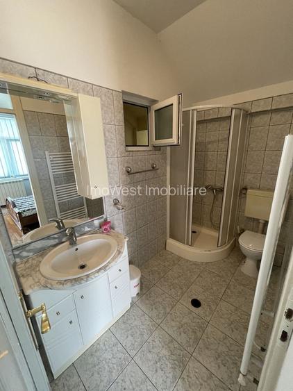 Casa | 9 camere | Garaj | Piscina | Teren 3.000 mp | Comision 0% - 30