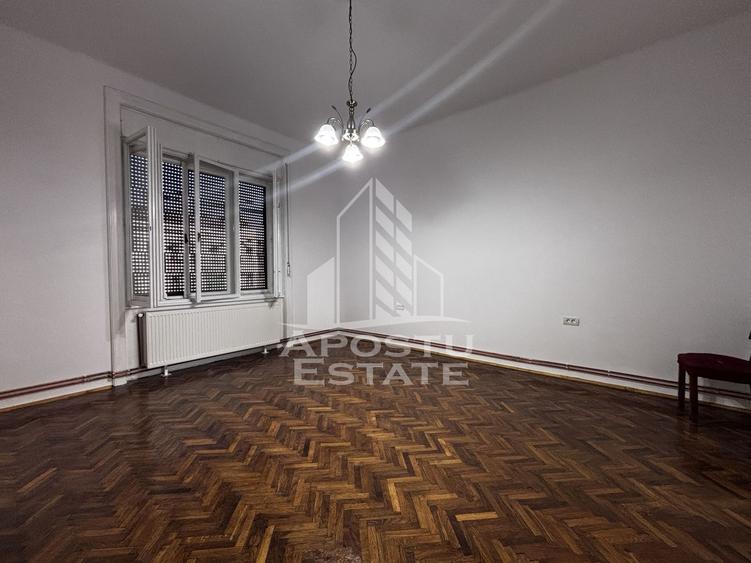 Apartament cu 3 camere de inchiriat, Timisoara zona Iosefin