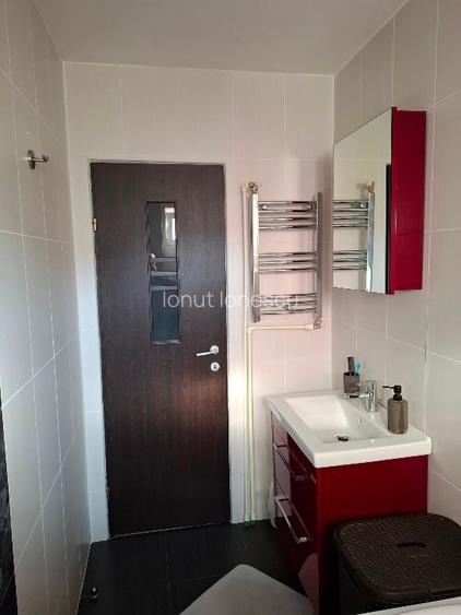 Închiriez pe termen lung Apartament 2 camere, Compozitori - 5