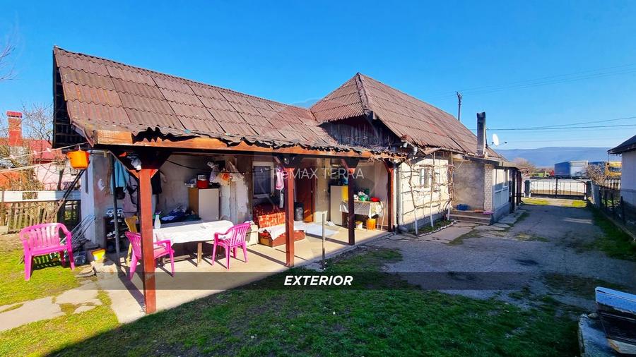 Casa de vanzare in Borlesti, Pomi | 37 ari teren | Comision 0% - 15