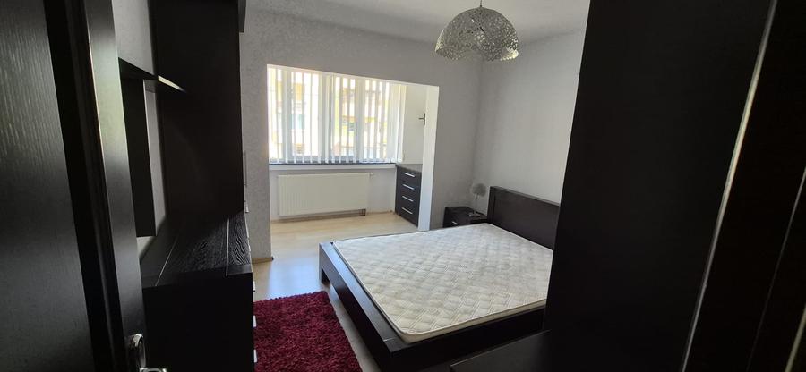 De închiriat apartament 3 camere – Strada Hortensiei, Baia Mare