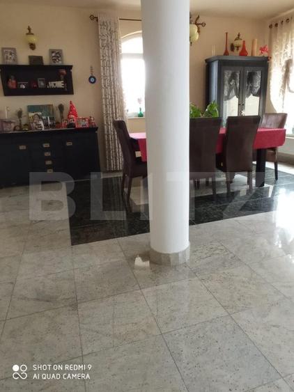 Casa cu 5 camere, 386 mp, Sangeorgiu de Mures, zona Apollo Spa