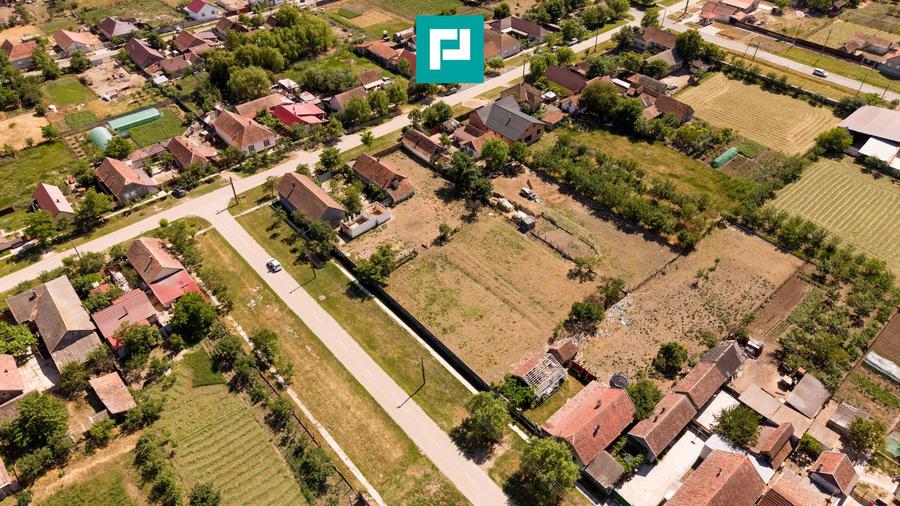 Teren intravilan de 1492 mp în Nădab