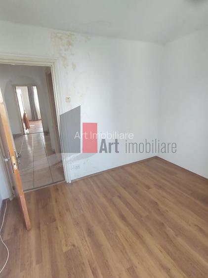 Vânzare apartament decomandat 2 camere - Metrou Lujerului - 11