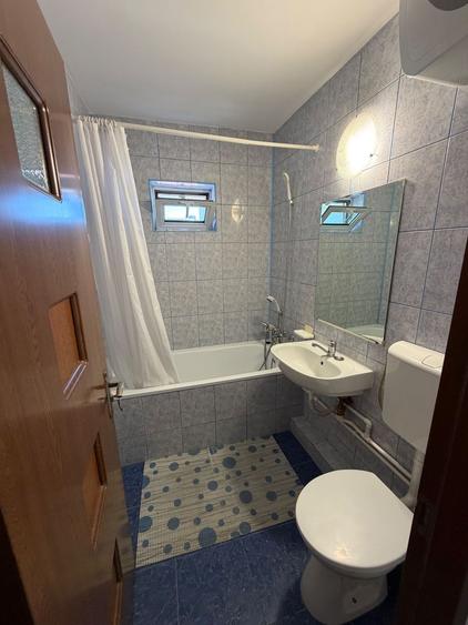 | 2 Camere Spatios , Modern - Calea 13 Septembrie  Parcare |