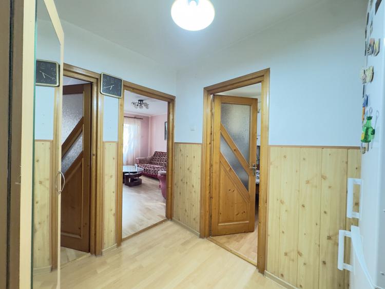 Apartament cu 3 camere l zona Milcov-Pompieri | de inchiriat