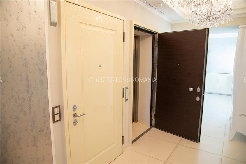 Penthouse de lux cu vedere lacul Floreasca Bucuresti   I 300 mp utili | Terase 2 - 12