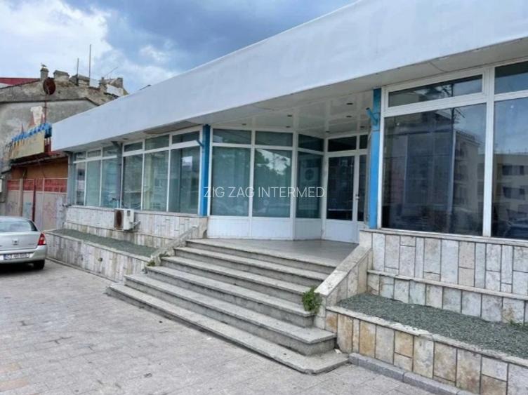 Piața Ovidiu - Penisula, 220 mp.,openspace , ideal HoReCa, retail , showroom