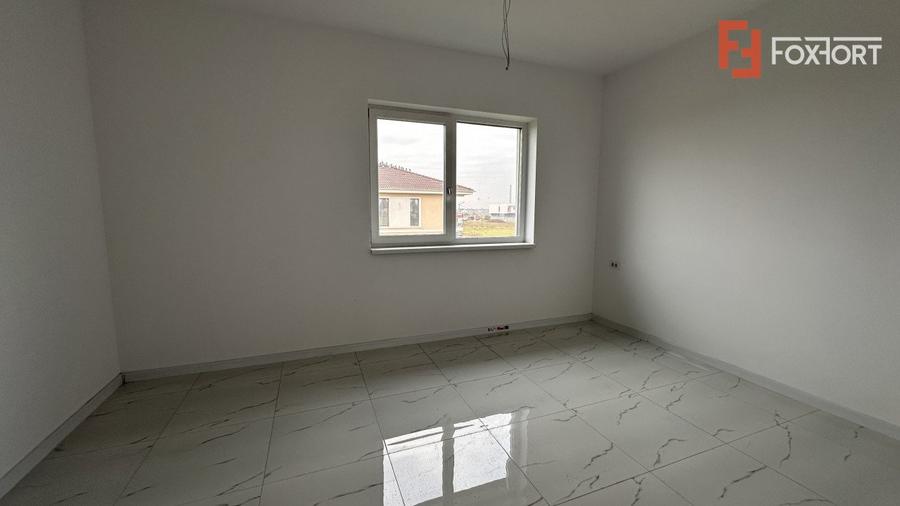 Duplex 4 camere, 110 mp, si teren de 330 mp in Giroc