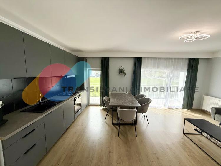 Apartament 2 camere, balcon, garaj, zona Floresti