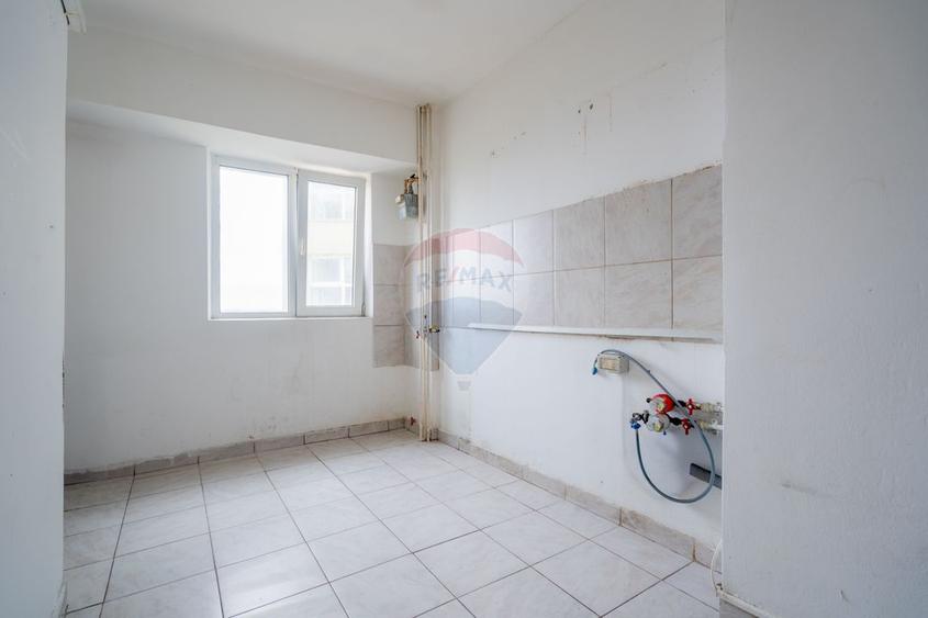 Apartament 3 Camere Decomandat - 72mp Utili, Preț Excelent!