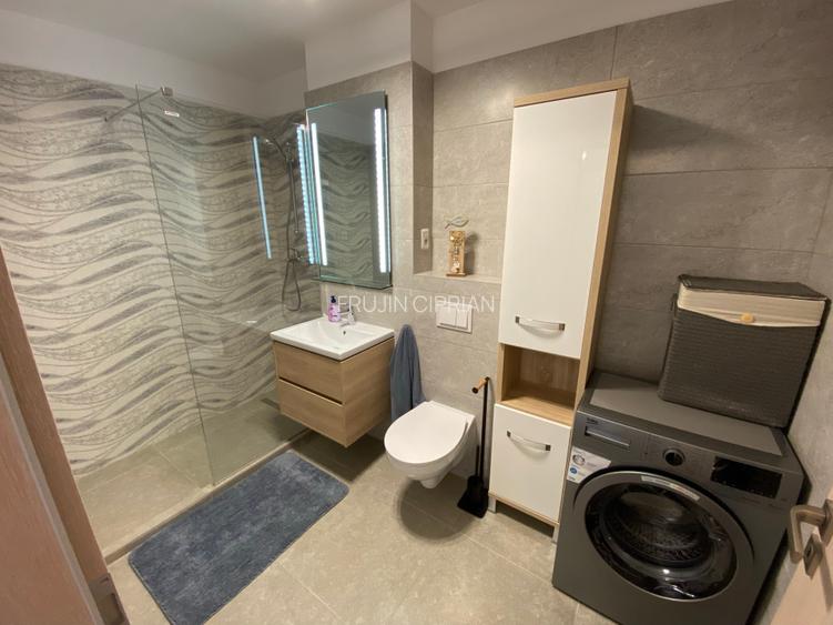 Inchiriez apartament 2 camere, zona AEM - 2