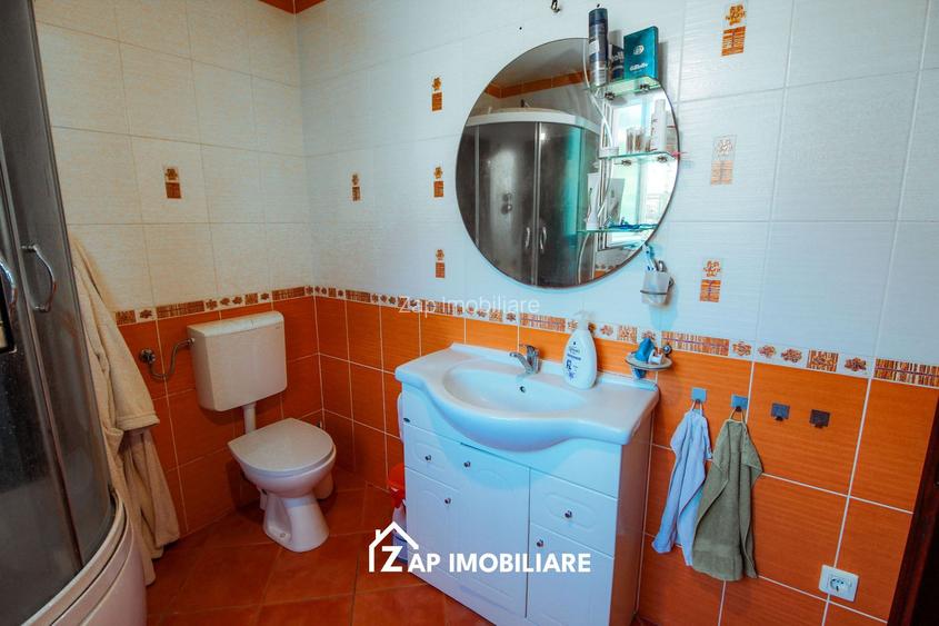Unirii - Casa 170 mp - 5 camere - 900 mp teren - garaj - 14