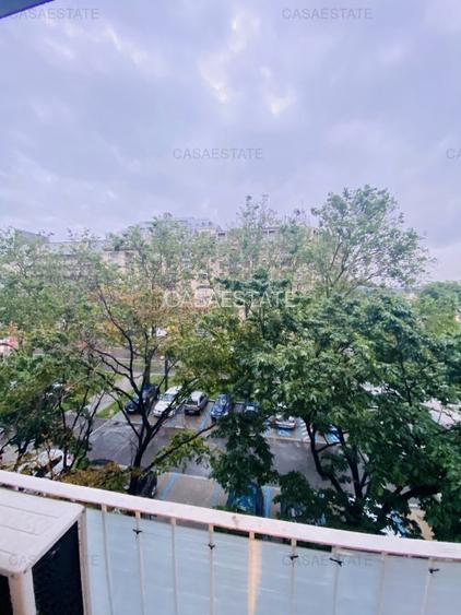 Inchiriere apartament 4 camere Romana Magheru 9 - 2