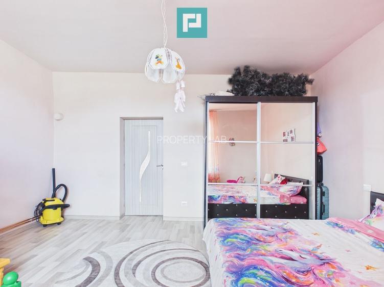 Casă individuală 3 camere,teren de 1500Mp Bătania