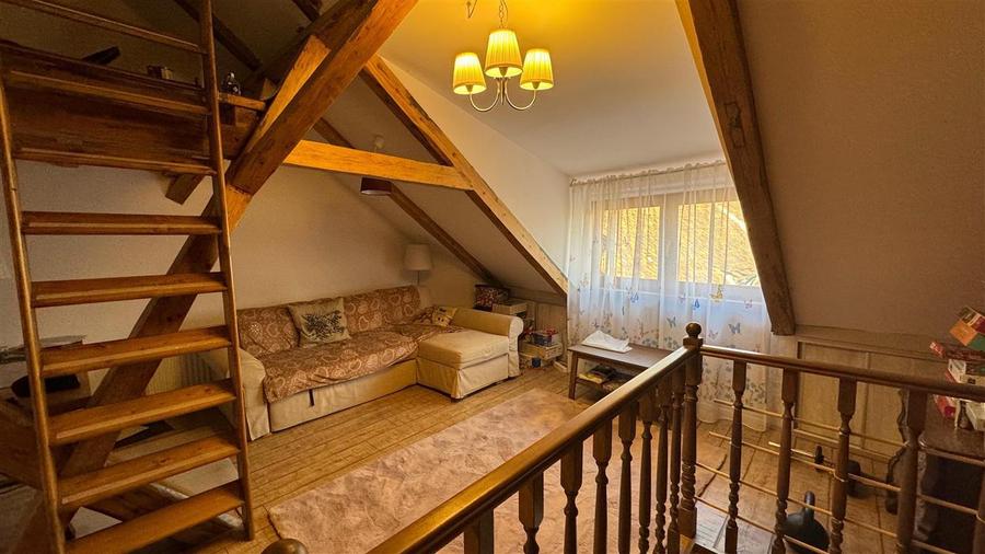 Proprietate rara in Schei/penthouse pe doua niveluri