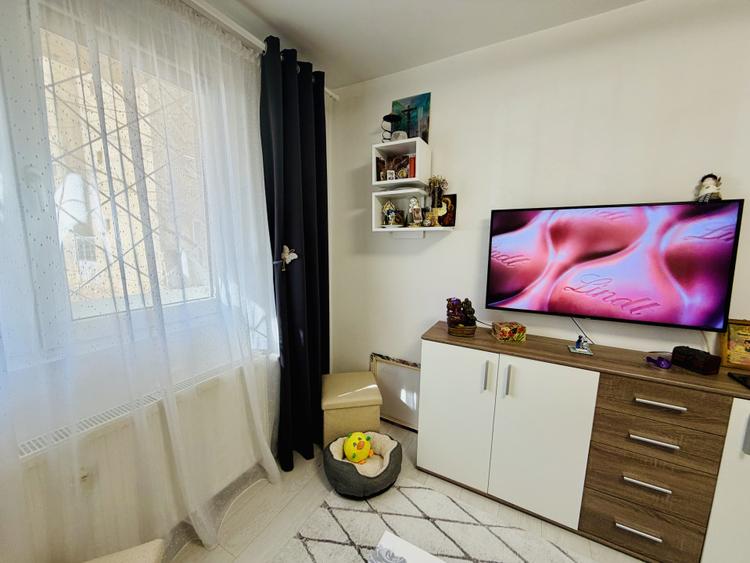 Apartament cochet cu 2 camere la 2 min de Plaza România și aproape de Moghioros