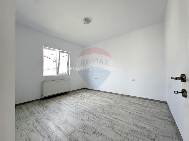 Casă cu 3 camere  Valu lui Traian - 6