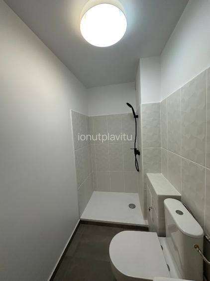 Vânzare garsoniera in zona Complex Studențesc  - 2