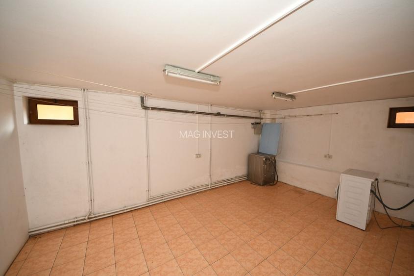 Vila spatioasa, pretabil pentru locuit/clinica, zona Micro 17 – Galati - 8