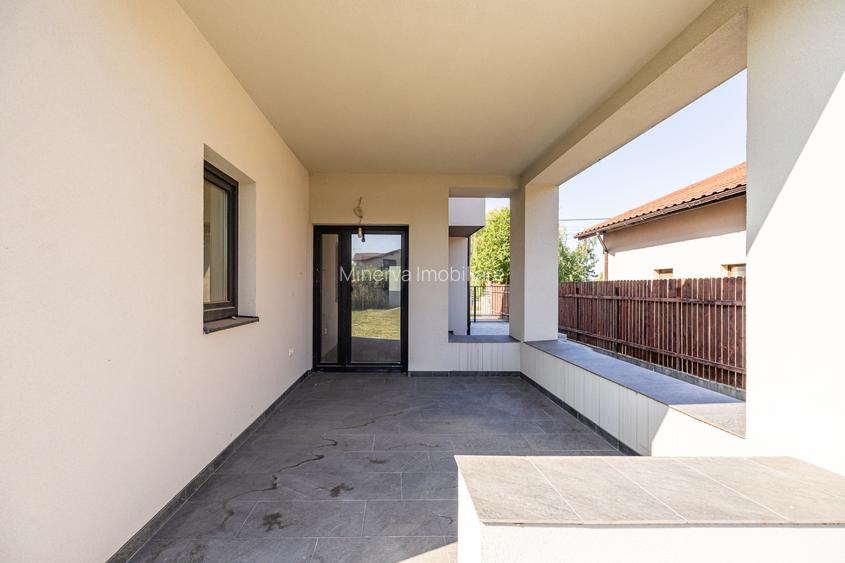 Duplex P+E în Moșnița Nouă, 3 dormitoare, 3 bai, teren 403 mp. Comision 0%