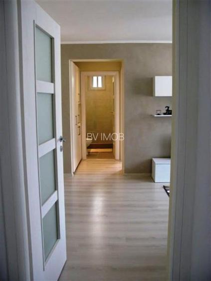 Inchiriem Apartament 2 Camere, Modern, Semidecomandat, Centrul Civic - 2