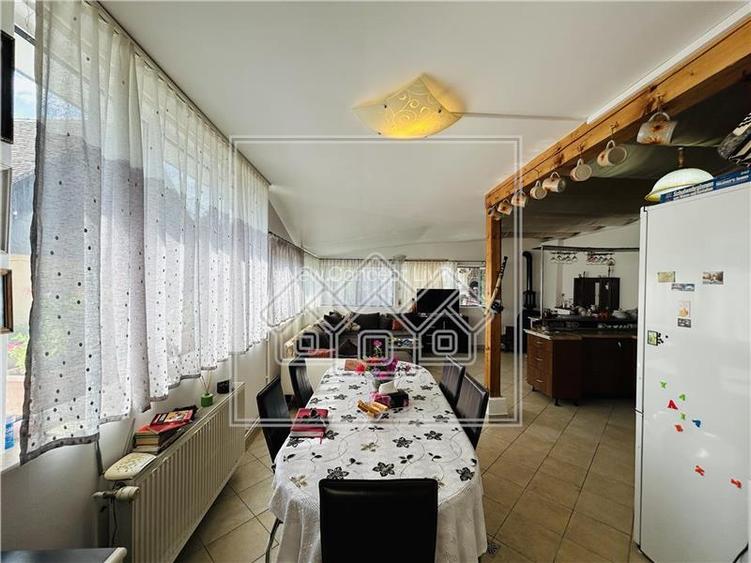 Casa individuala, teren mare, 260 mp utili, Sura Mica - 37