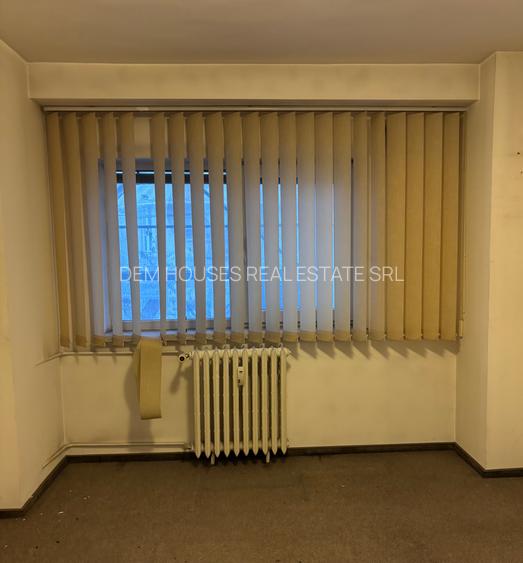 Locatie exceptionala,DECEBAL ,stradal,monolit,bloc reabilitat termic,liber - 10