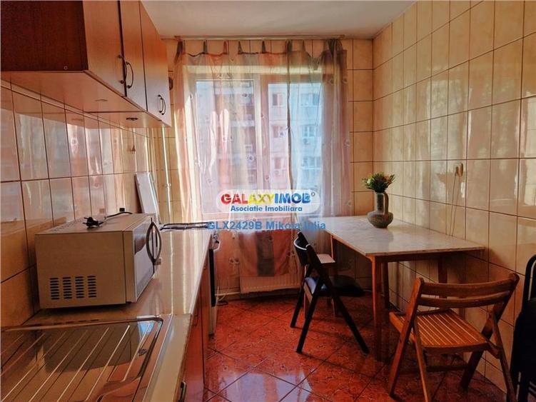 Apartament 2 cam decomandat Et 6 10 Cartier Lujerului - Metrou 5 min - 4