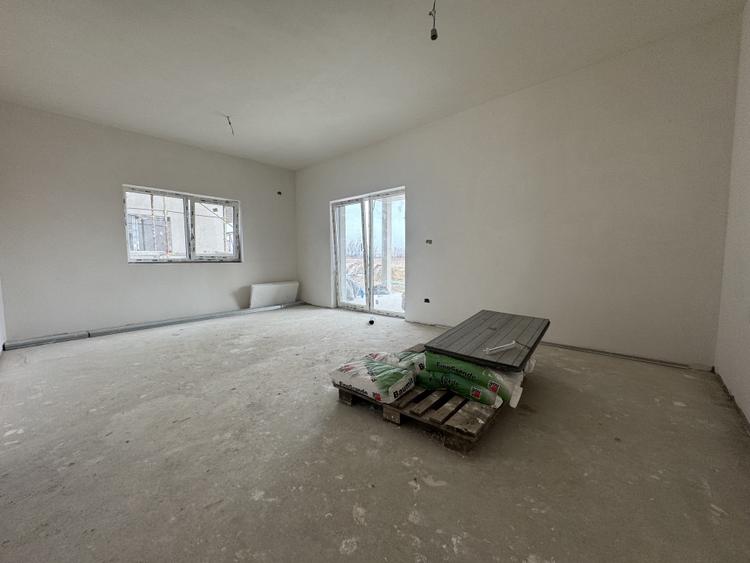 Duplex 4 camere, 115 mp utili, P+Etaj, 269mp teren - zona ESO Giroc