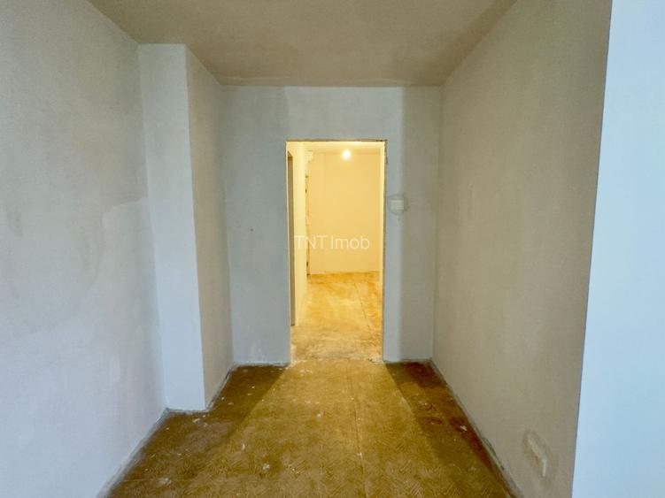 3 camere Decomandat | M. Lujerului | Necesita renovare ! Comision 0 !