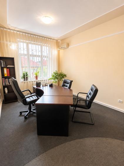 Oportunitate de investitie! Vila ultracentrala, zona Armeneasaca, comision 0%